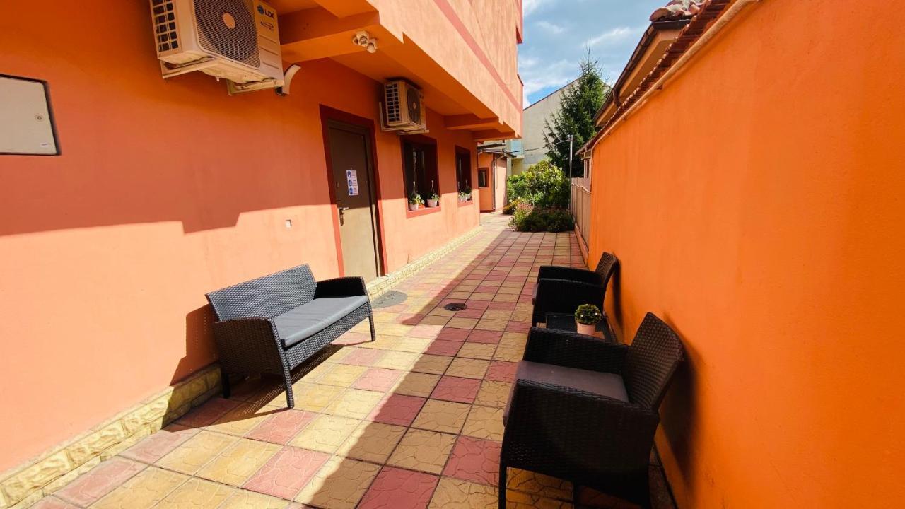 شقة Orange House كونستانتا المظهر الخارجي الصورة