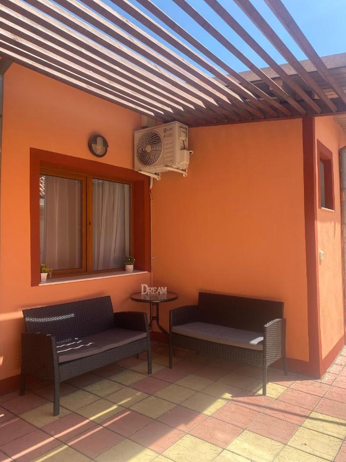 شقة Orange House كونستانتا المظهر الخارجي الصورة