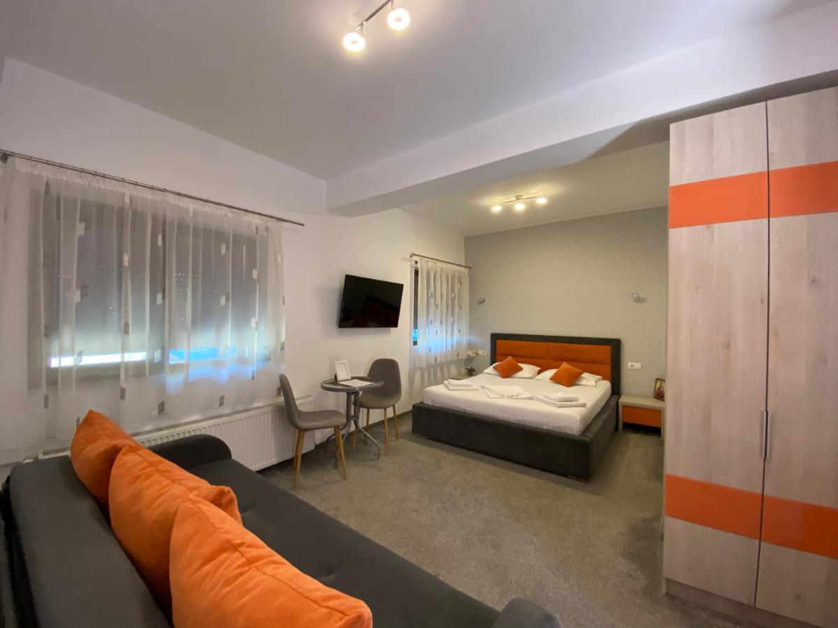 شقة Orange House كونستانتا المظهر الخارجي الصورة