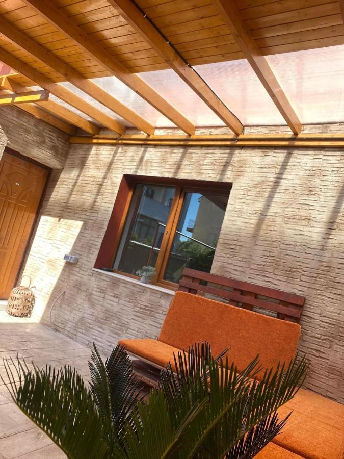 شقة Orange House كونستانتا المظهر الخارجي الصورة
