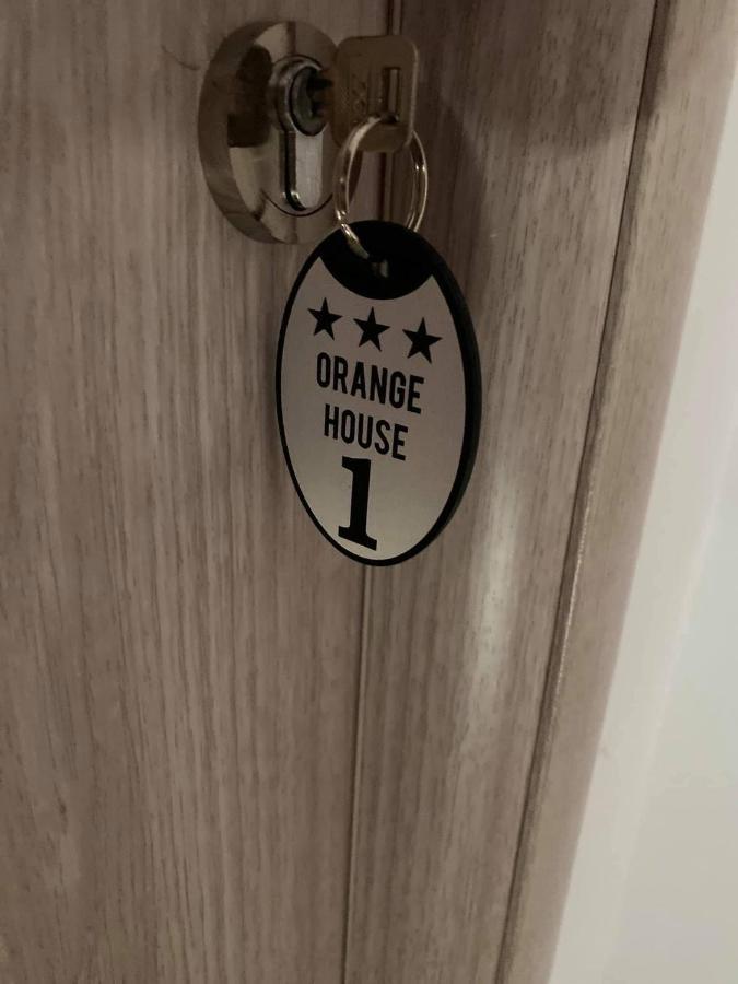 شقة Orange House كونستانتا المظهر الخارجي الصورة