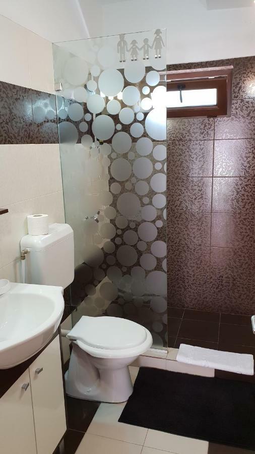 شقة Orange House كونستانتا المظهر الخارجي الصورة